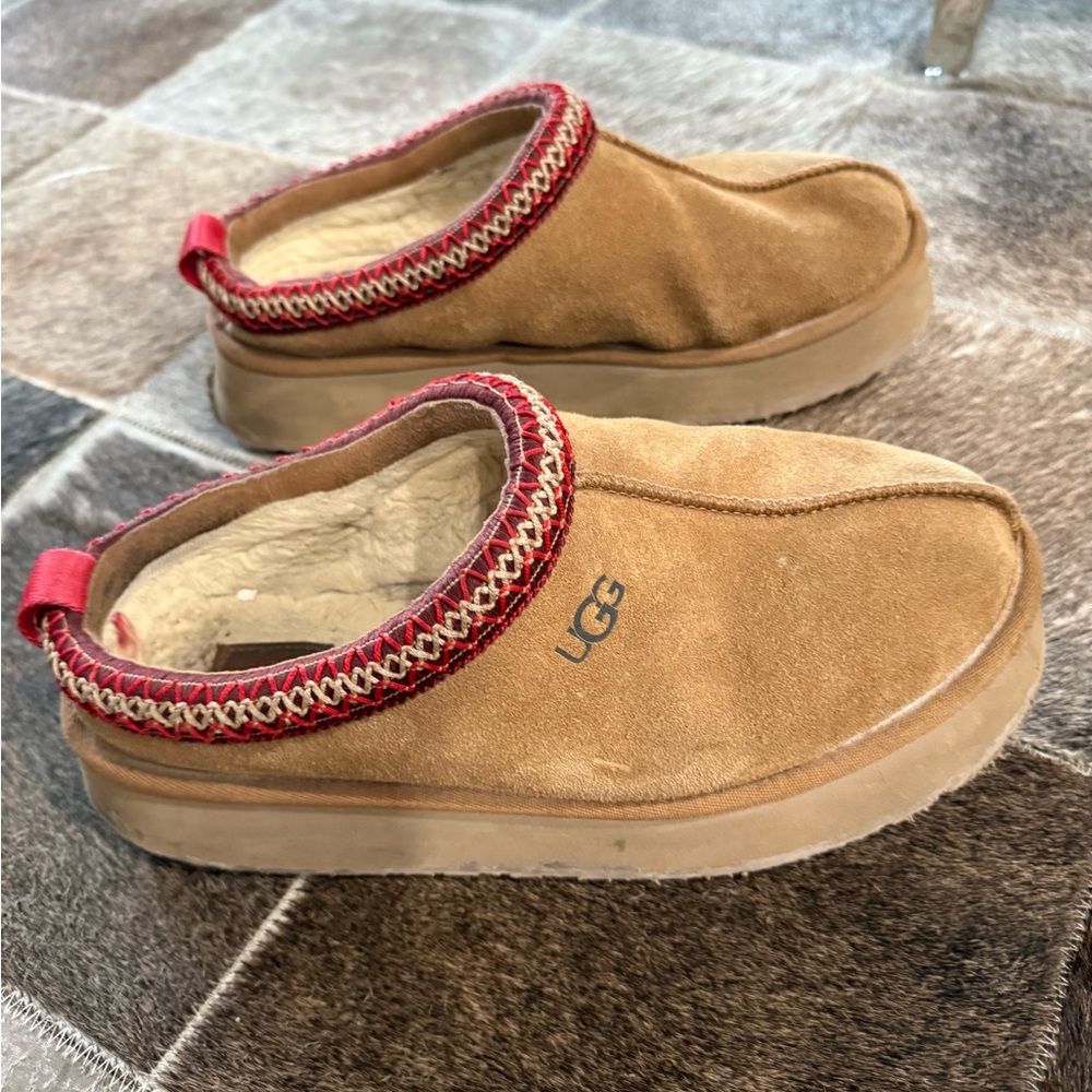 UGG tazz slide size 9 - Picture 4 of 5
